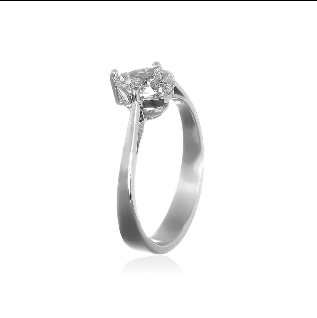 Anel Solitário Classic Gota 1.02 CT