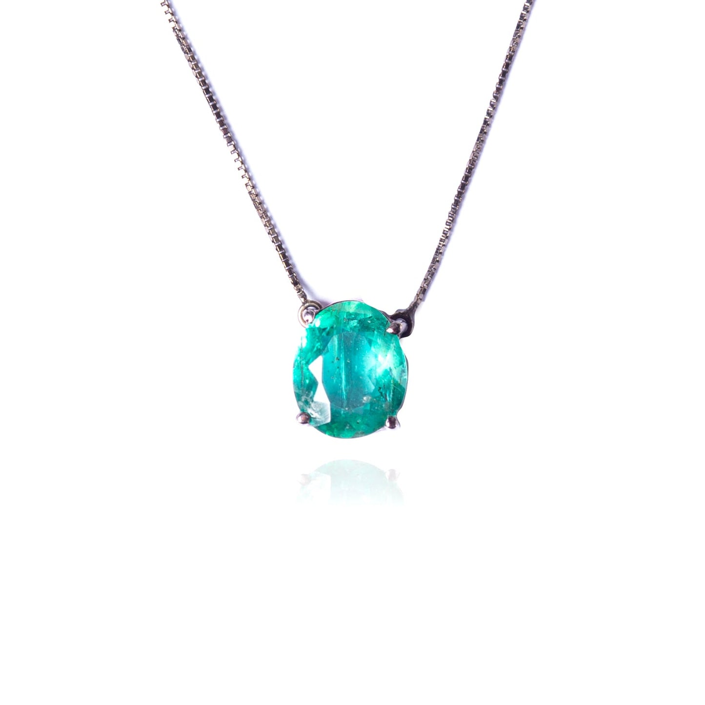COLAR OVAL ESMERALDA 2 CT